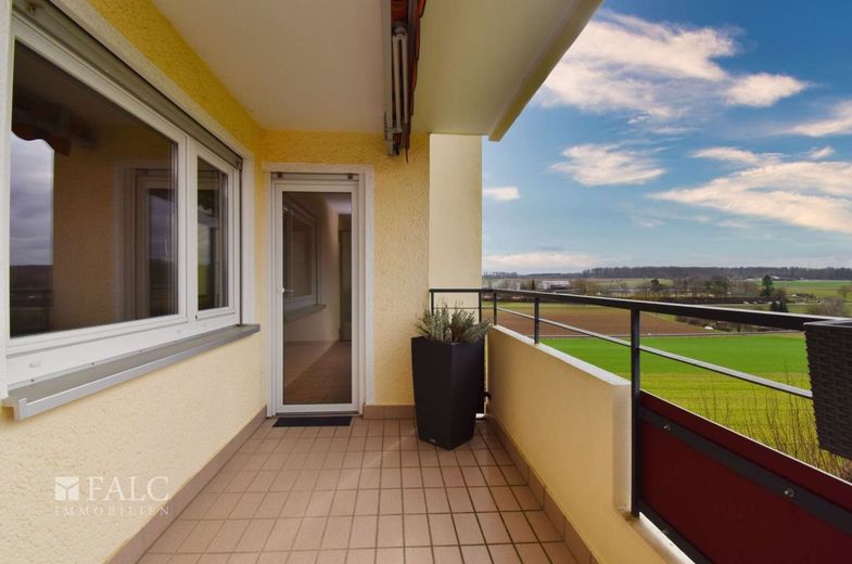 Ankommen. Bleiben. Durchatmen. - 3 Zimmer mit Grünblick – großer Balkon