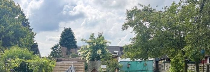 SANIERT, RUHIG & MIT IDYLLISCHEM GARTEN