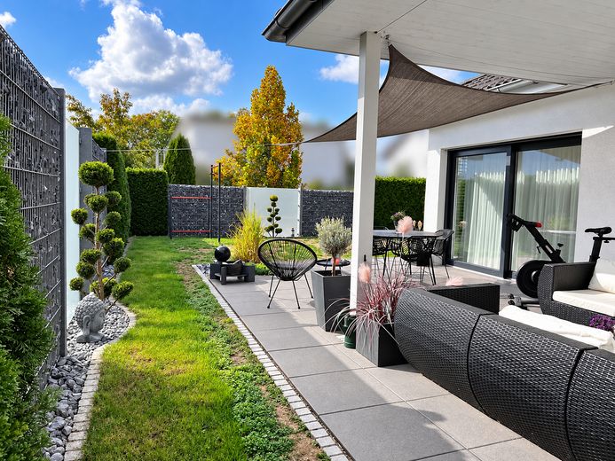 Winkelbungalow mit Sonnenterrasse und großzügigem Wohnambiente – Terrasse 2