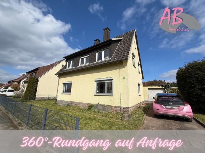 Großzügiges Einfamilienhaus mit Garten und Garage in gepflegter Siedlung – फोटो 1