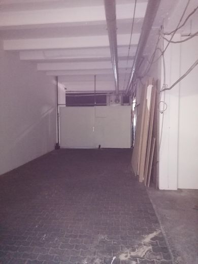 Lager- oder Werkstattfläche mit Rolltor – Foto 6