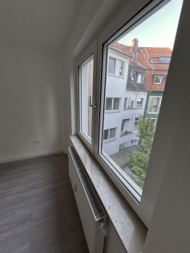 Appartement de 2 pièces à Essen-Rüttenscheid – emplacement idéal, cuisine incluse – Blick Schlafzimmer