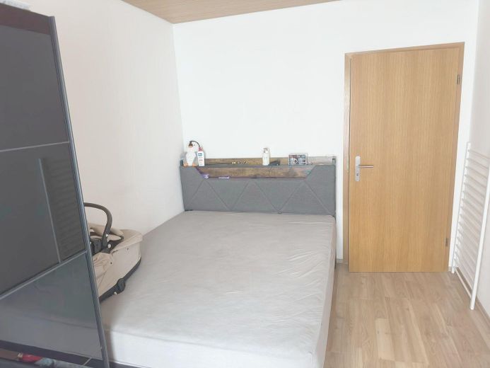 Schöne, helle 3 Zi-Whg mit Einbauküche und Balkon in Ulm-Böfingen – Foto 9