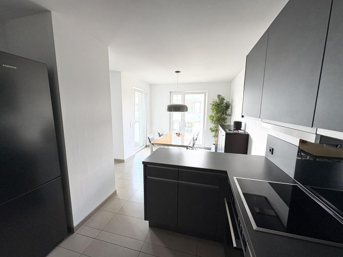 Maisonette di 3,5 locali * ASCENSORE * POMPA DI CALORE * 102mq + 19mq BALCONI – Küche 2
