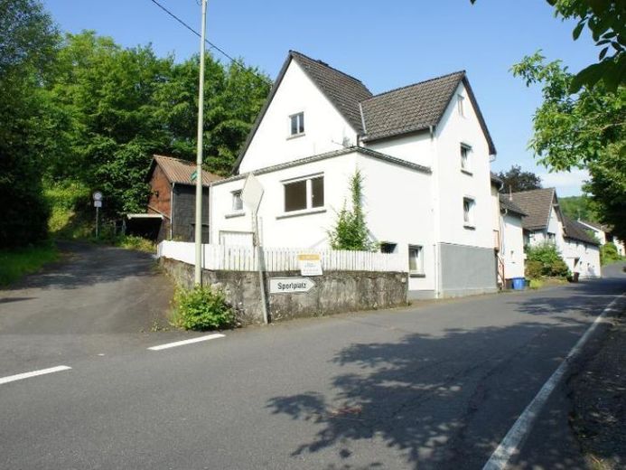 ** WEEKEND HOUSE OR HOLIDAY HOUSE - IN A QUIET LOCATION IN THE WESTERWALD ** – Photo 1