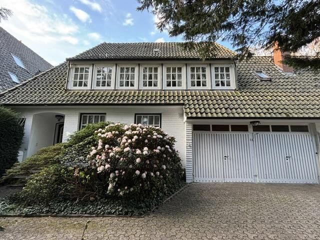 Bremen-Radio Bremen, gut aufgeteiltes Einfamilienhaus in Zentraler Lage – Ansicht