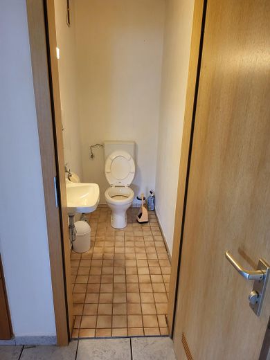 Gepflegtes 3-Familienhaus in Freiberg am Neckar – OG WC