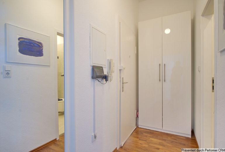 Mobilyalı daire, küçük balkonlu ve Ren manzaralı, tam donanımlı, W-LAN ve temizlik dahil – e29dfd322a1ee6fc69e52f9bbe3328900727b75b.jpg