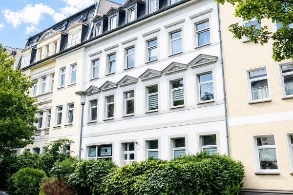 ***Bezugsfreie 2-Zimmer-Wohnung in der Andreasvorstadt mit Balkon oh. Provision***