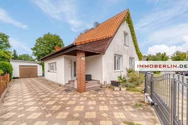 IMMOBERLIN.DE - Atrakcyjny dom z ogrodem od strony słońca i budynkiem bocznym do celów mieszkalnych / usługowych