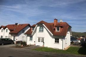 PROVISIONSFREI! Exklusives Einfamilienhaus in Guldental mit unverbaubarer Fernsicht – Vorderansicht