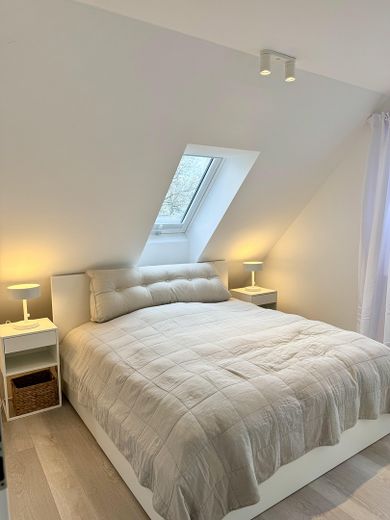 Piękne mieszkanie na grobli – różne w pełni umeblowane apartamenty w pobliżu Hamburga! – Schlafzimmer 1. OG 