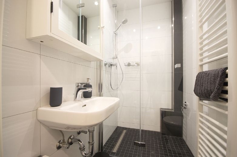 Schönes modernes 1-Raum Apartment zentral in Rüttenscheid mit W-Lan – 93f7295fc8f9ec7e09704855c5440d0a364a8de8.jpg