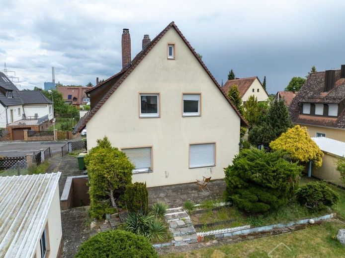 Stein-Unterweiherbuch Haus für Handwerker günstig kaufen statt hohe Mieten zahlen in bester Lage – EFH und Grundstück Stein 014