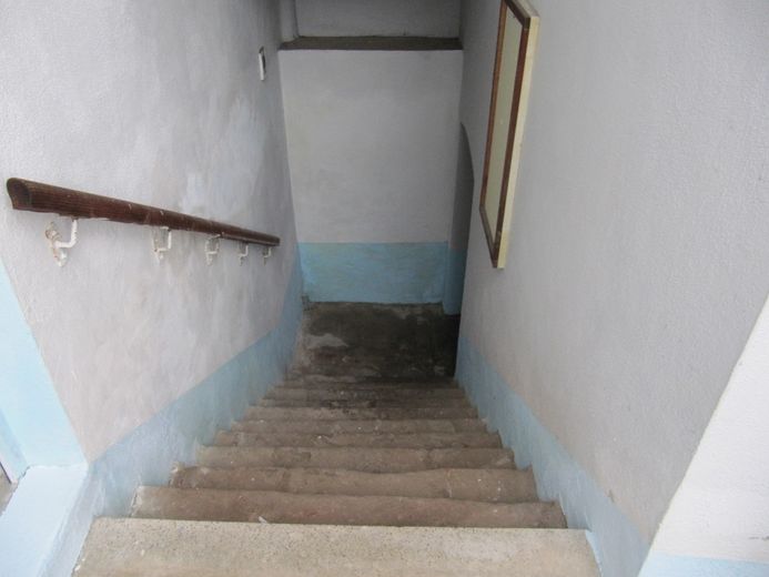 from PRIVATE ** single-family house + outbuilding * garden * garage * courtyard * basement – Foto 20