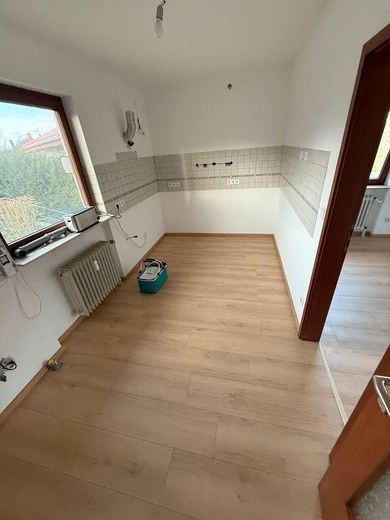 Zweifamilienhaus mit 2 sep. Wohneinheiten | Mögl. Anlageobjekt – Küche Wohnung OG