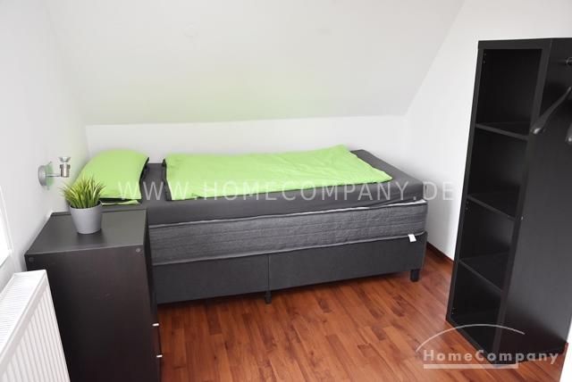 Mittelfeld-Wülfel, Modern furnished top floor apartment with 2 bedrooms near the trade fair. – 10ef320b2950eefe28e295de2e2c849b0503a3e7.jpg