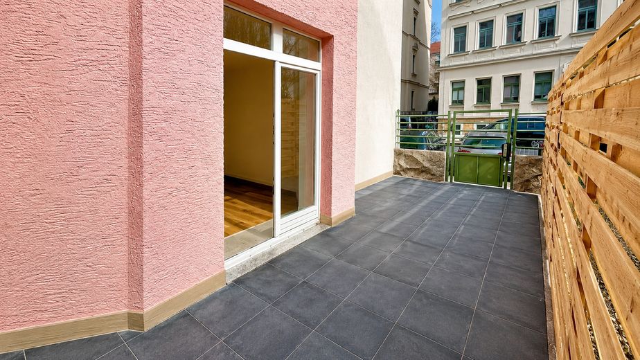 *Sofort bezugsfrei: 2 Zimmer mit großer Terrasse in der Leipziger Südvorstadt | Erstbezug* – Terrasse