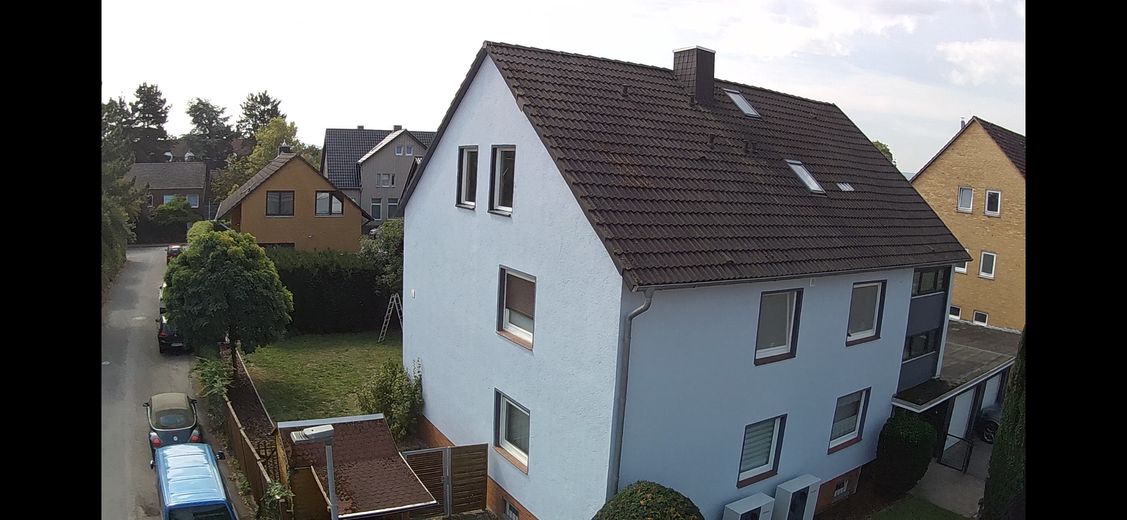 2 Familienhaus mit Einliegerwohnung in sehr guter Wohnlage von Ronnenberg – Foto 2