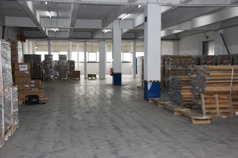 Halle 1. OG