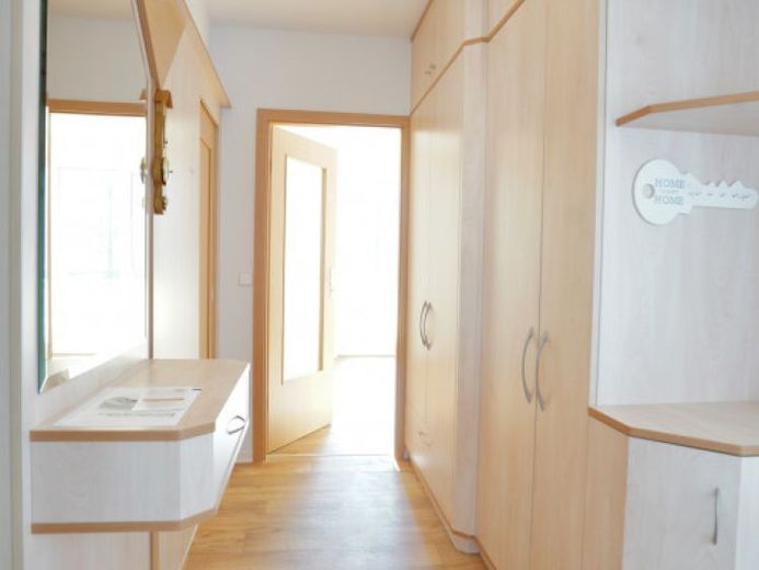 Balkon / Aufzug / Offene Küche – Foto 1