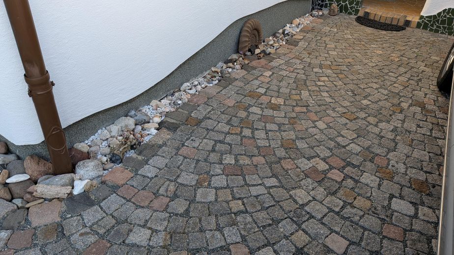 Baubiologischer, moderner Wohntraum in Top-Lage  · Chemnitz - Glösa-Draisdorf – Nordseite Hof