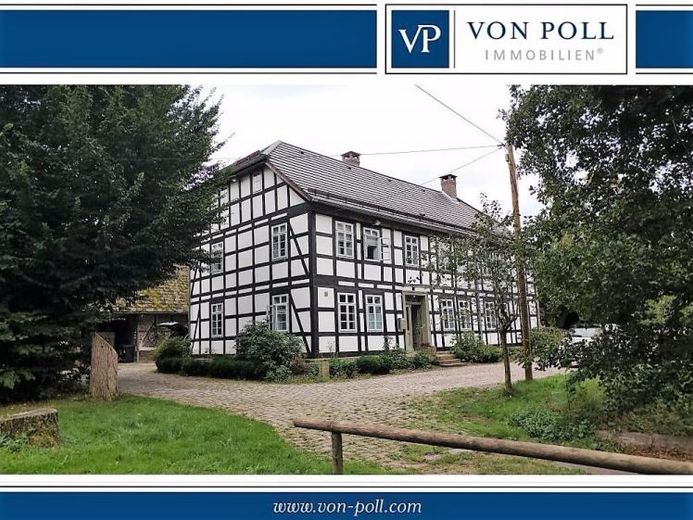 Gehobenes kernsaniertes Herrenhaus in ruhiger Lage – Foto 1