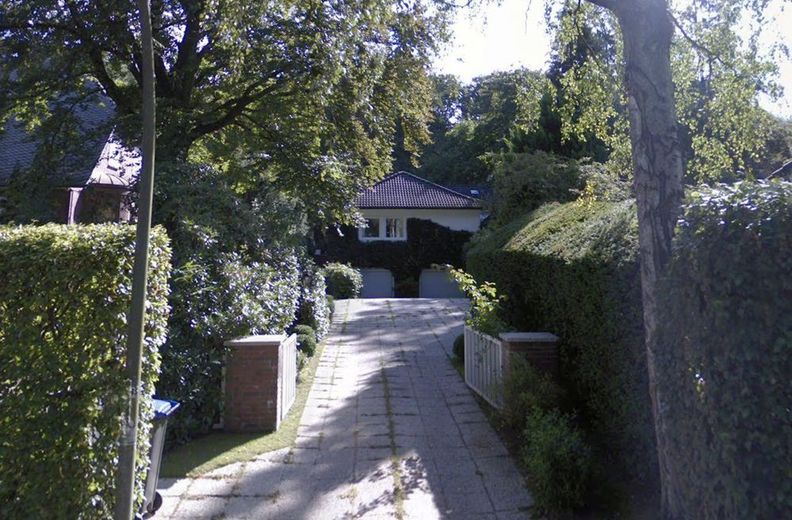 WOHNBAUGRUNDSTÜCK IN RUHIGER VILLEN- UND WALDRANDLAGE VON RAHLSTEDT - CA. 590 M² GEPLANTE WOHNFLÄCHE – Baugrundstück