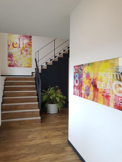 Moderne Büros ab 297,- Euro inkl. aller Nebenkosten – Treppenhaus 1. Bauabschnitt