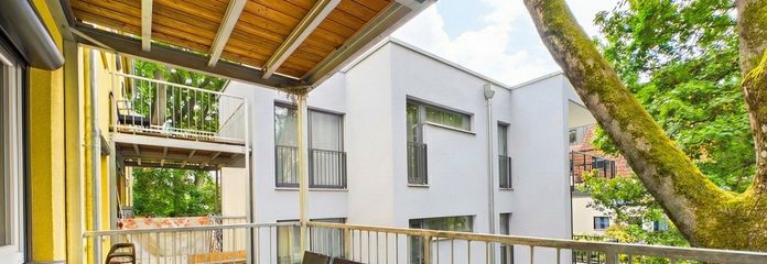 Balkon mit Wasserblick