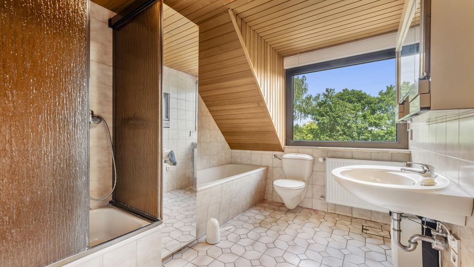 3-Zimmer-DG + ausgebauter Spitzboden mit Maisonette-Potenzial +++ provisionsfrei +++ – Foto 13