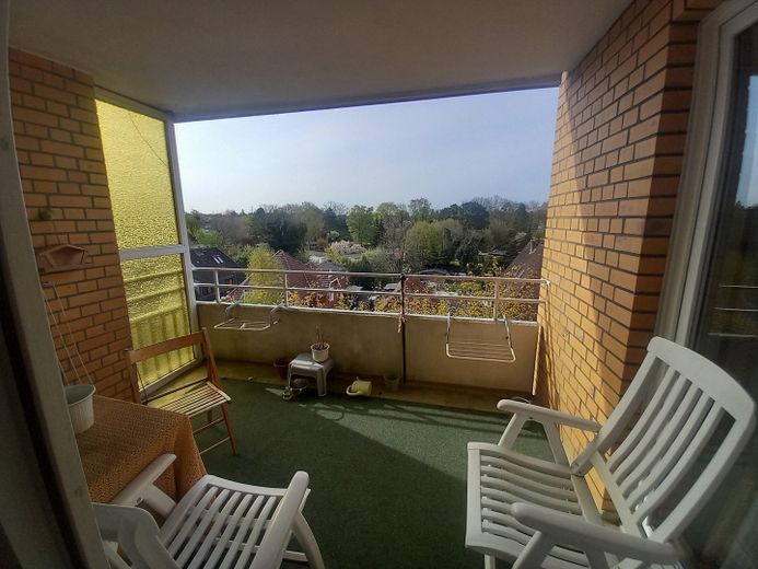 Sonniges Zuhause mit 3 Zimmern in Quickborn – Balkon