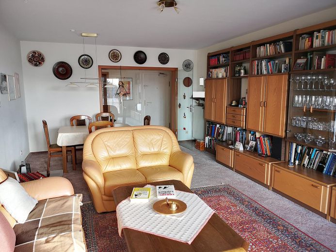 Wohnzimmer vom Fenster aus