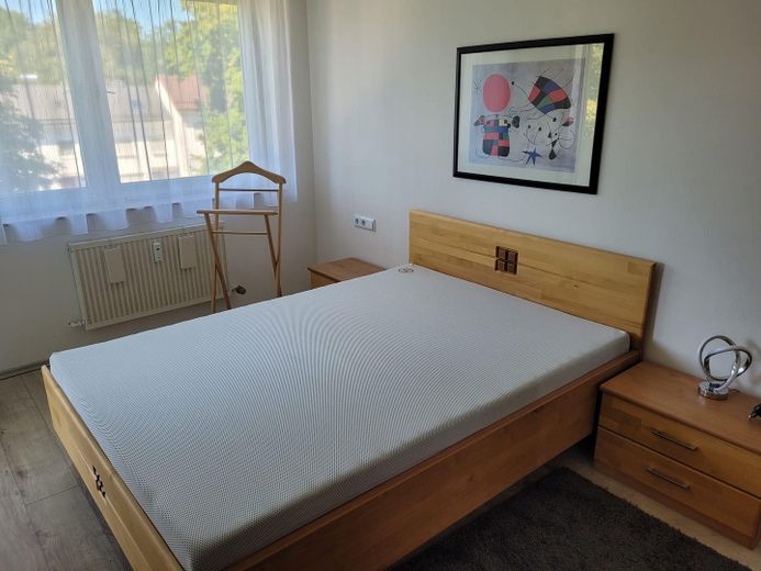 شقة من غرفتين للإيجار لشخص واحد في كونيغسبرون – Schlafzimmer