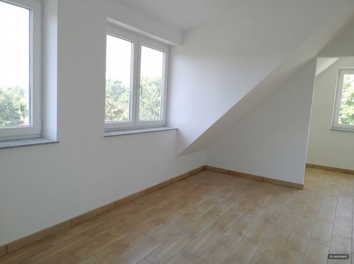 Jasny i nowoczesny dwupoziomowy apartament z 2 pokojami na poddaszu z tarasem dachowym – rok budowy 2014 – Zdjęcie 2