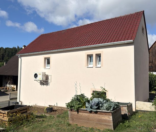 Hochwertiges, kernsaniertes, bezugsfertiges Zweifamilienhaus – Energieklasse A – Außen