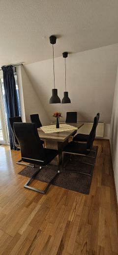 Appartement meublé pour entreprises, équipes de projet et salariés détachés pour une durée déterminée – Essbereich