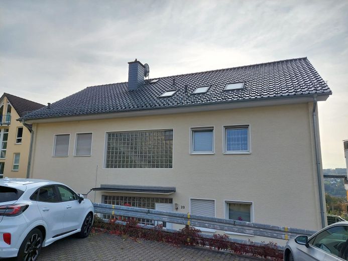 Bellissimo appartamento arredato completamente con 2 locali e giardino a Overath - Steinenbrück – Hausansicht