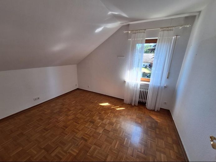 Großzügiges Einfamilienhaus in Alleinlage mit 3.250 qm Grundstück – Foto 20