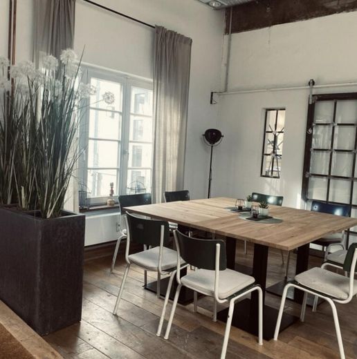 Herford’da profesyonel mutfağa sahip etkinlik alanı kiralık – Fotoğraf 5