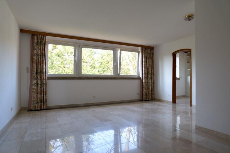 Wysokiej klasy apartament typu penthouse w dzielnicy willowej Frankenforst (Bergisch Gladbach) – Schlafen