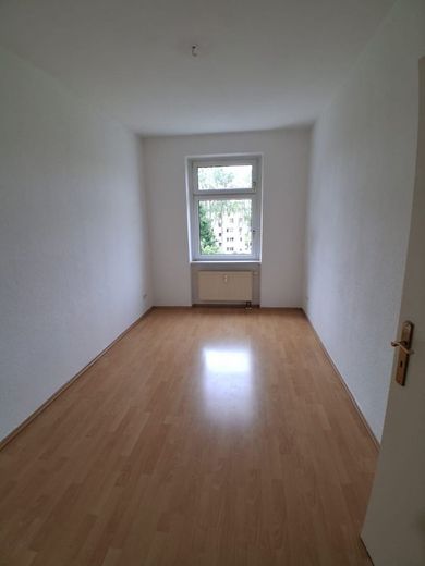 Preiswerte 3-R-Whg. in Magdeburg - Stadtfeld ca.Ost 61m2 im 3.OG            
 zu vermieten. – Schlafzimmer