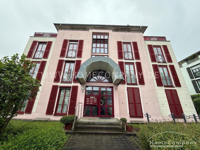***Riedberg (8072090) Moderne möblierte 3 Zimmer Wohnung mit Balkon und Stellplatz – 03d095eeab0e8084f2375c725c1f4f826572aa08.jpg