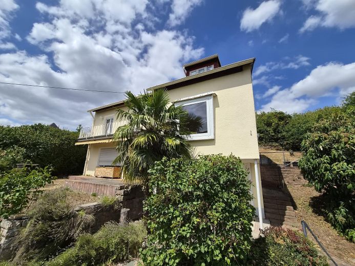 Freistehendes Einfamilienhaus mit Panoramablick über Bad Kreuznach – Foto 2