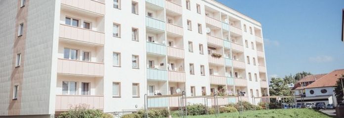 neu sanierte 2-Raum-Wohnung mit Balkon