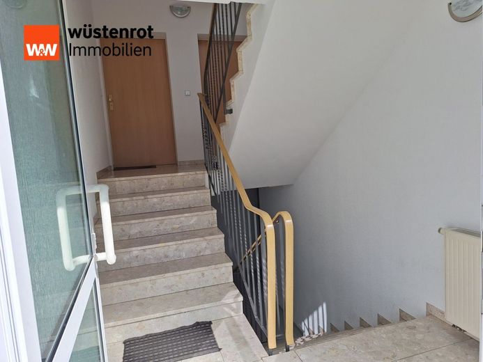 Exklusive Maisonettewohnung mit Garage in bester Lage von Lutherstadt Wittenberg zu verkaufen – Eingang