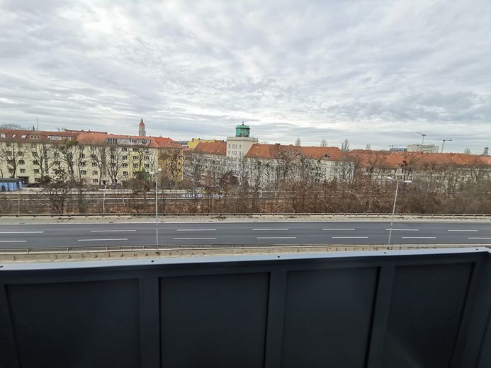 Erstbezug: schöne 21 m² 1-Zimmer-Whg. mit Einbauküche, Balkon u. angrenz. Dachterrasse in Schöneberg – Foto 4