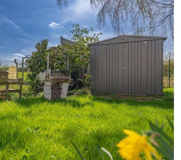 Garten mit Gartenhaus (2018)