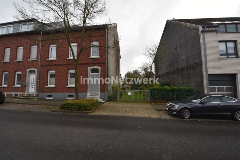 TOP***Baugrundstück mit 1.221 m² in bester Lage von Aachen Brand***NEU – Front