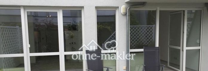2,5 Zi.-Terrassenwohnung m. Garten (incl. Küche) + feste Tiefgarage in Forchheim/Nähe Bhf.